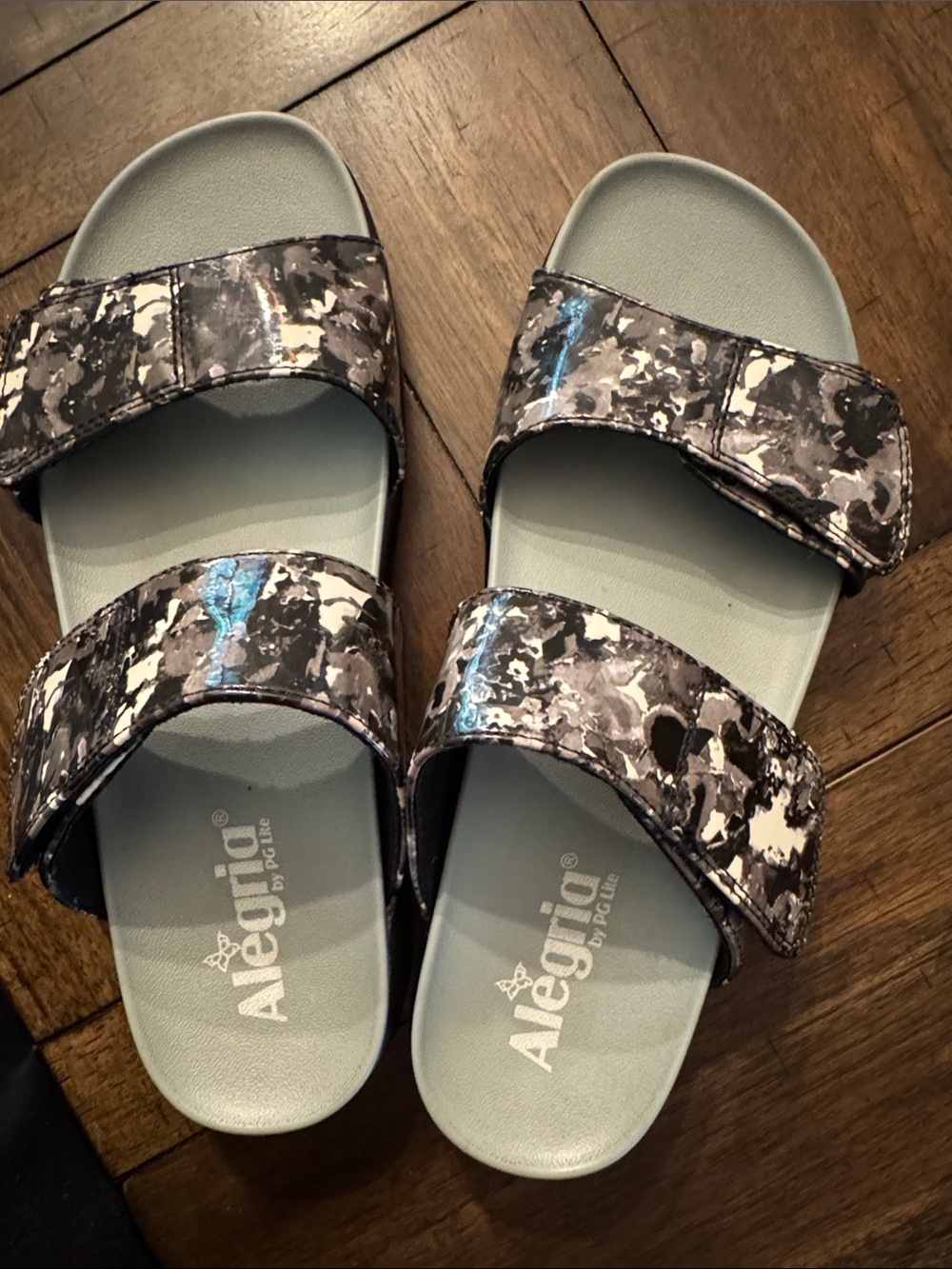 Alegria Adjustable Dual-Strap Slides -Rubie Collage Greys